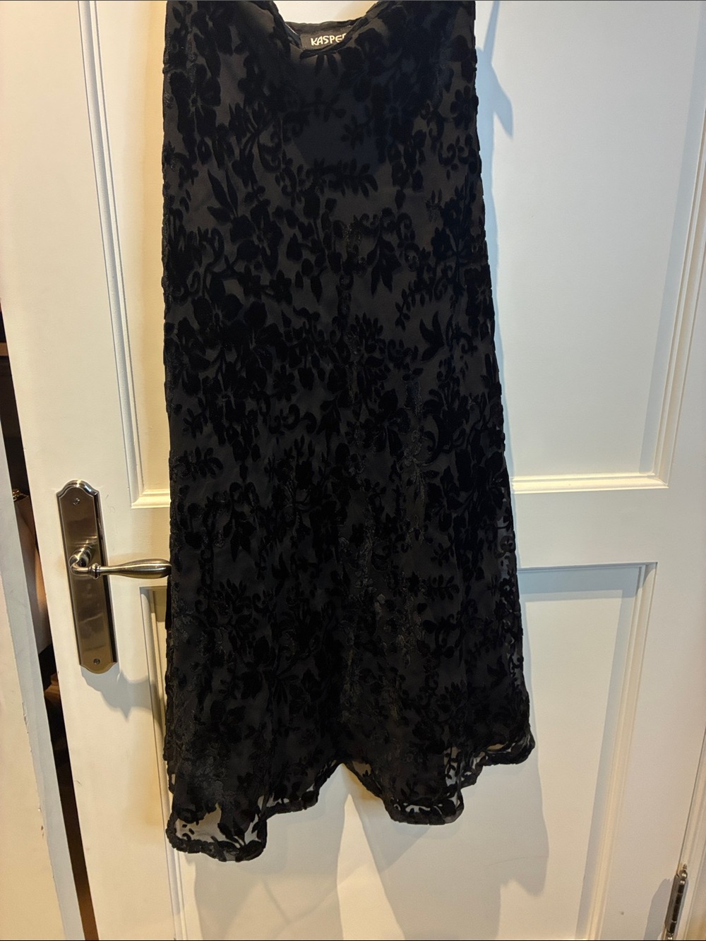 Kasper Black Floral Burnout A-Line Maxi Skirt ⭐️